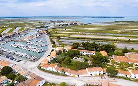 Vvf Villages  Île De Ré Les Salines  Ars-en-ré